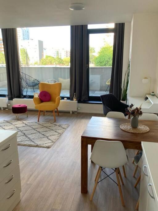 Utulny A Moderny Atelier S Terasou Apartmán